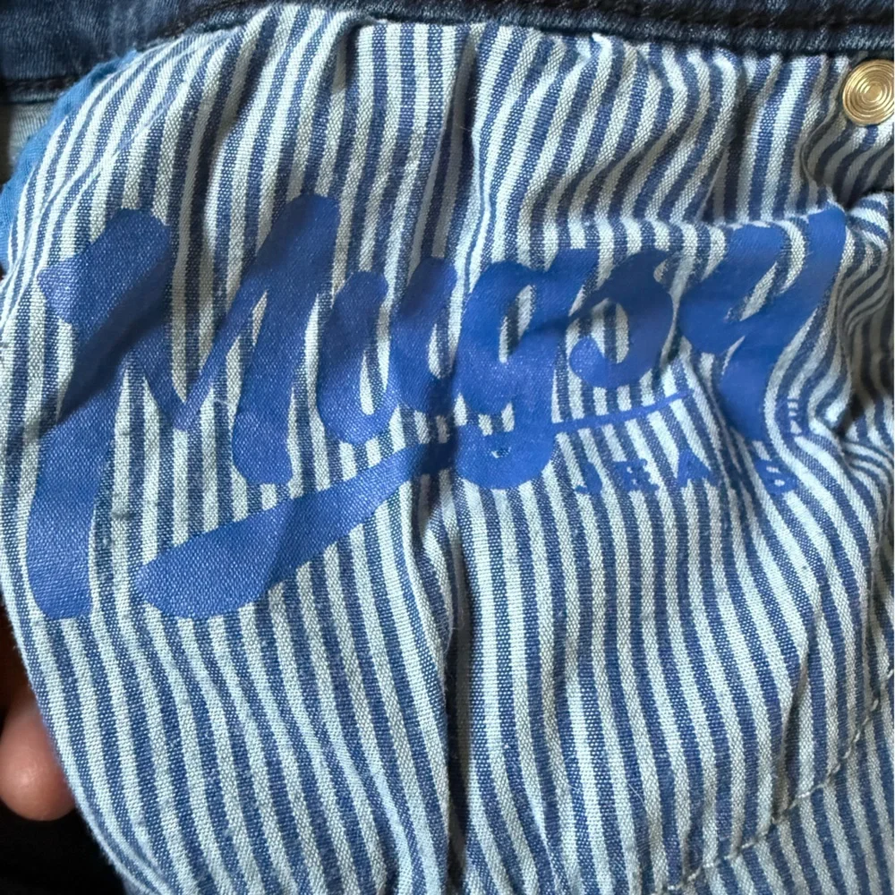 Mugsy Jeans this pair